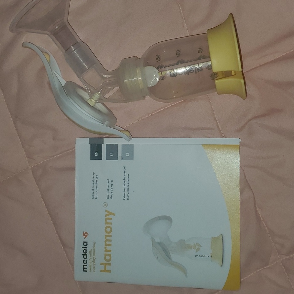 Manual breastpump